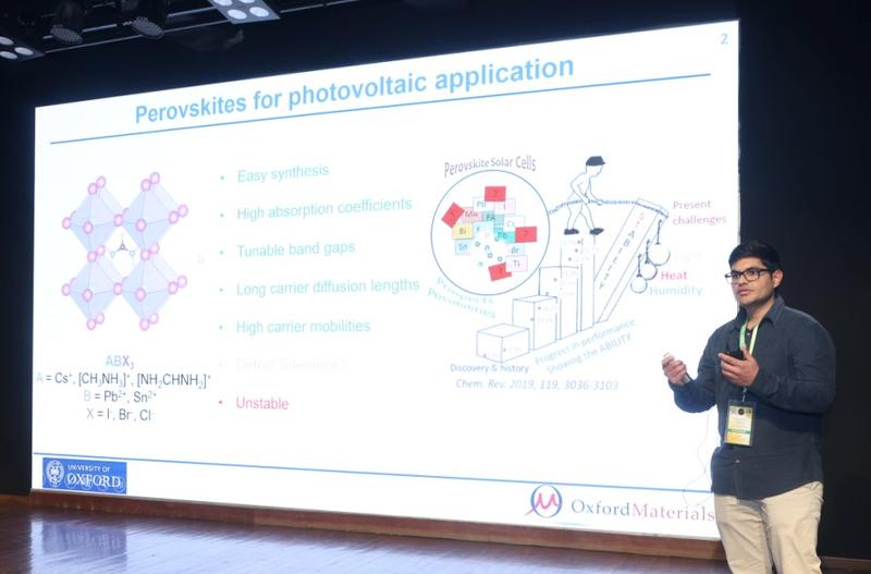 Dr Vikram presenting his award winning lecture