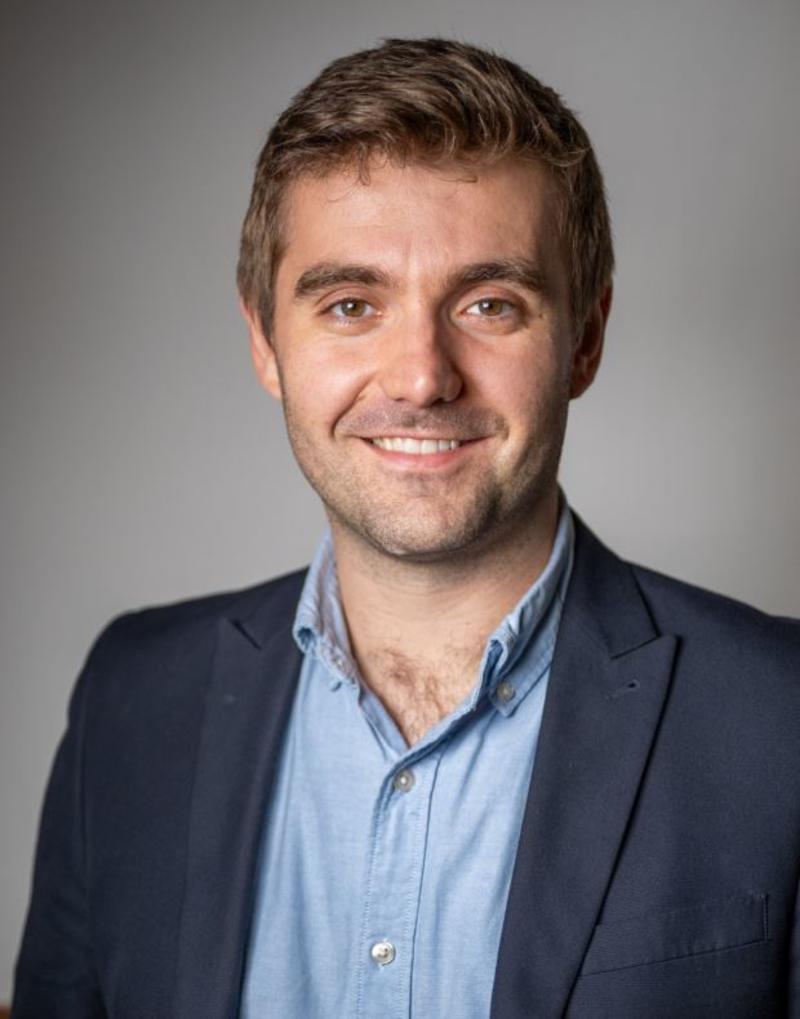 Head and shoulders of Prof Rob House.  Image by Robert Spanring