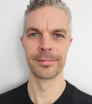 Dr Paul Bagot